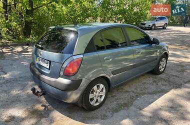 Хетчбек Kia Rio 2008 в 