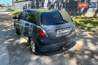 Хетчбек Kia Rio 2008 в 