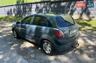Хетчбек Kia Rio 2008 в 