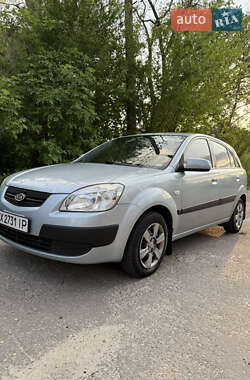 Хэтчбек Kia Rio 2005 в Харькове