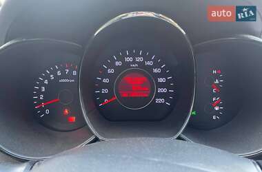Седан Kia Rio 2013 в 