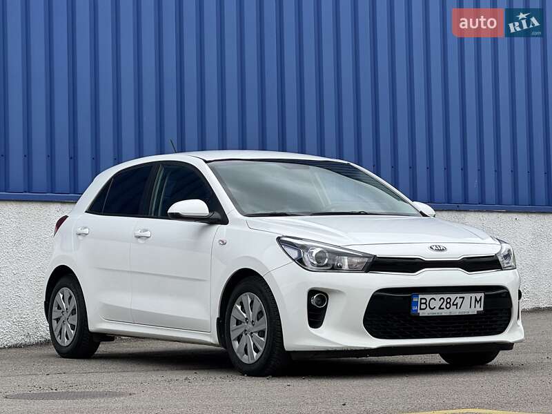Хетчбек Kia Rio 2017 в Львові