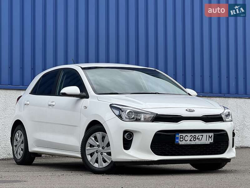 Хетчбек Kia Rio 2017 в Львові