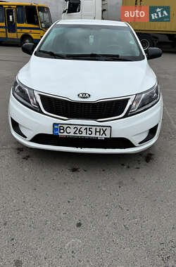 Седан Kia Rio 2014 в Львове