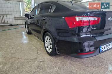 Седан Kia Rio 2017 в 