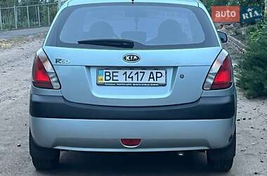 Хетчбек Kia Rio 2006 в 