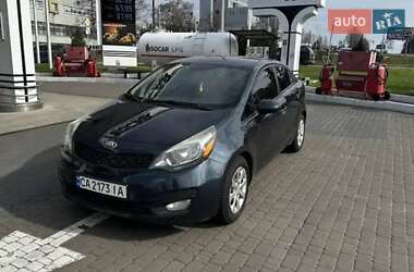 Седан Kia Rio 2013 в Киеве