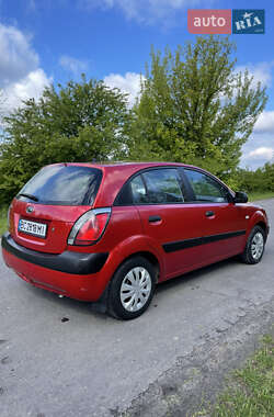 Хетчбек Kia Rio 2008 в Шептицькому