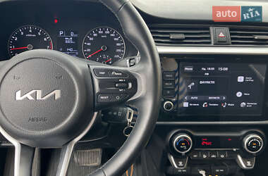 Седан Kia Rio 2021 в 