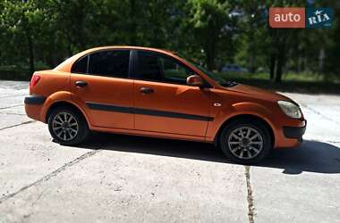 Седан Kia Rio 2007 в Запорожье