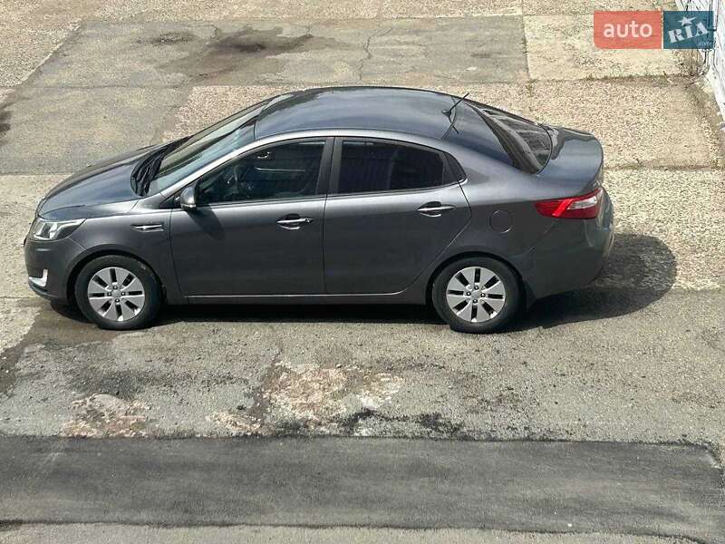Седан Kia Rio 2012 в 