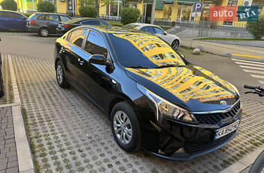 Седан Kia Rio 2021 в 