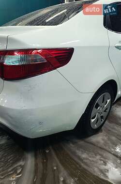 Седан Kia Rio 2012 в 