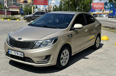 Седан Kia Rio 2012 в Каменском