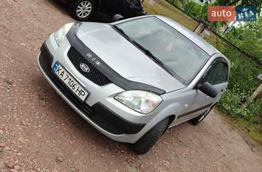 Хетчбек Kia Rio 2008 в Києві