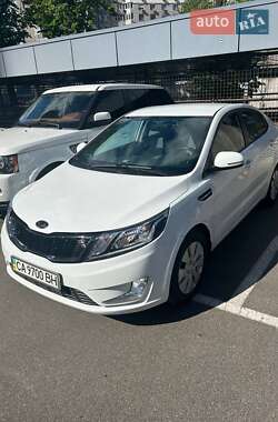 Седан Kia Rio 2012 в Киеве