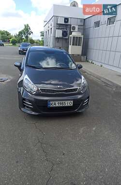 Хэтчбек Kia Rio 2016 в 