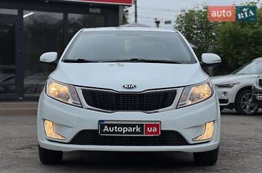 Седан Kia Rio 2013 в 