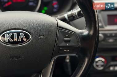 Седан Kia Rio 2013 в 