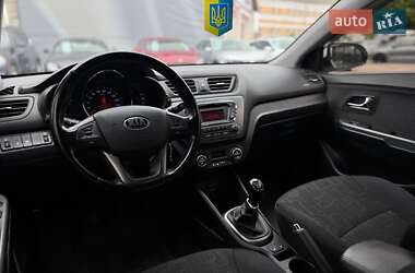 Седан Kia Rio 2013 в 