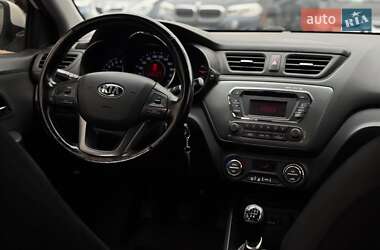 Седан Kia Rio 2013 в 