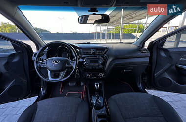 Седан Kia Rio 2012 в 