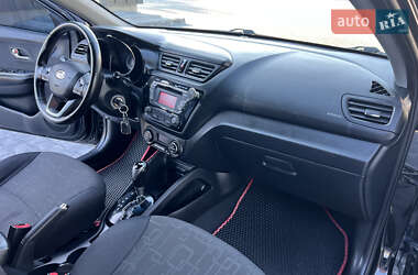 Седан Kia Rio 2012 в 
