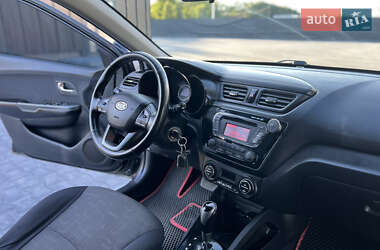 Седан Kia Rio 2012 в 