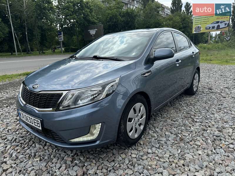 Седан Kia Rio 2014 в 