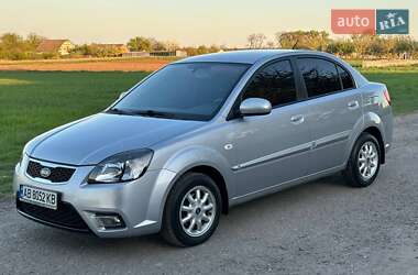Kia Rio 2011 Kia Rio 2011