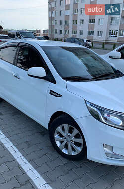 Kia Rio 2012 Kia Rio 2012