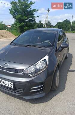 Хэтчбек Kia Rio 2016 в 
