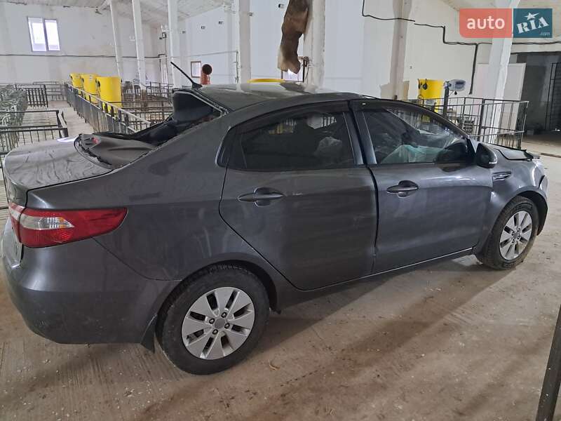 Kia Rio 2013 Kia Rio 2013