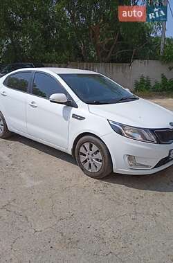 Седан Kia Rio 2012 в Одесі