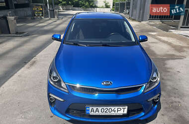 Седан Kia Rio 2017 в Києві