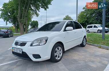 Седан Kia Rio 2011 в Вінниці