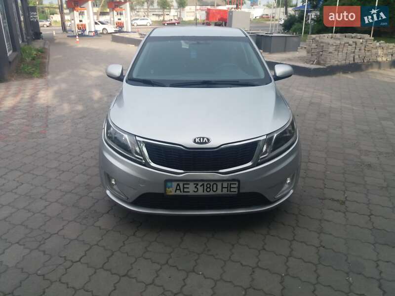 Хэтчбек Kia Rio 2013 в Днепре