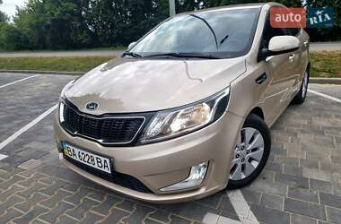 Седан Kia Rio 2013 в Вінниці