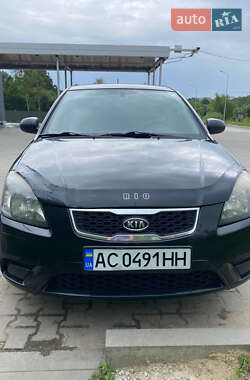Kia Rio 2010 Kia Rio 2010
