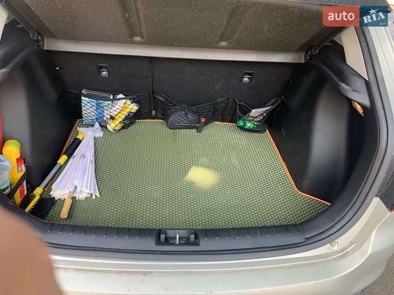 Хэтчбек Kia Rio 2018 в Днепре фото 8 Хэтчбек Kia Rio 2018 в Днепре