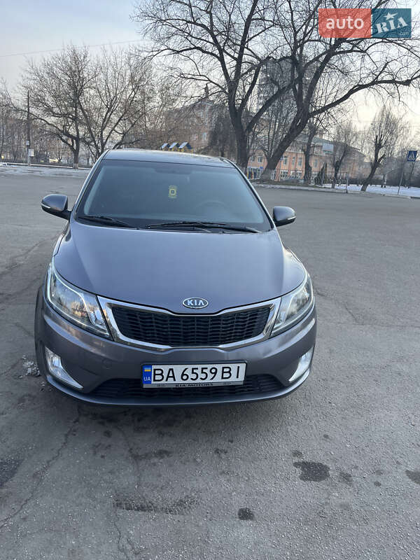 Седан Kia Rio 2012 в 