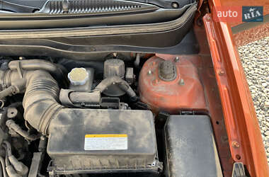 Хэтчбек Kia Rio 2006 в 