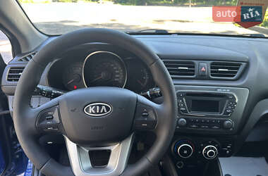 Седан Kia Rio 2012 в 