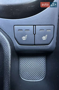 Седан Kia Rio 2012 в 
