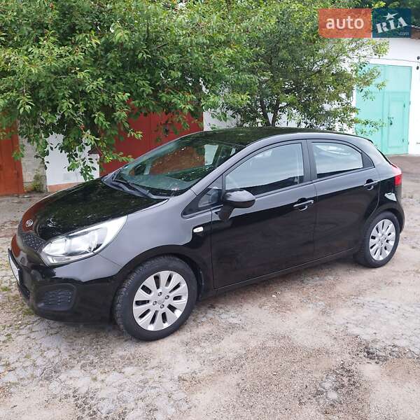 Хэтчбек Kia Rio 2012 в Житомире