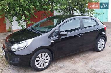 Хэтчбек Kia Rio 2012 в 