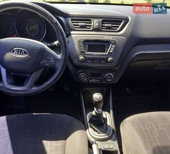 Седан Kia Rio 2012 в Броварах
