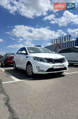 Седан Kia Rio 2012 в Києві