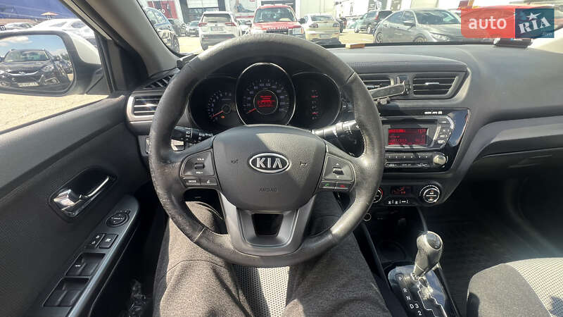 Седан Kia Rio 2012 в Киеве