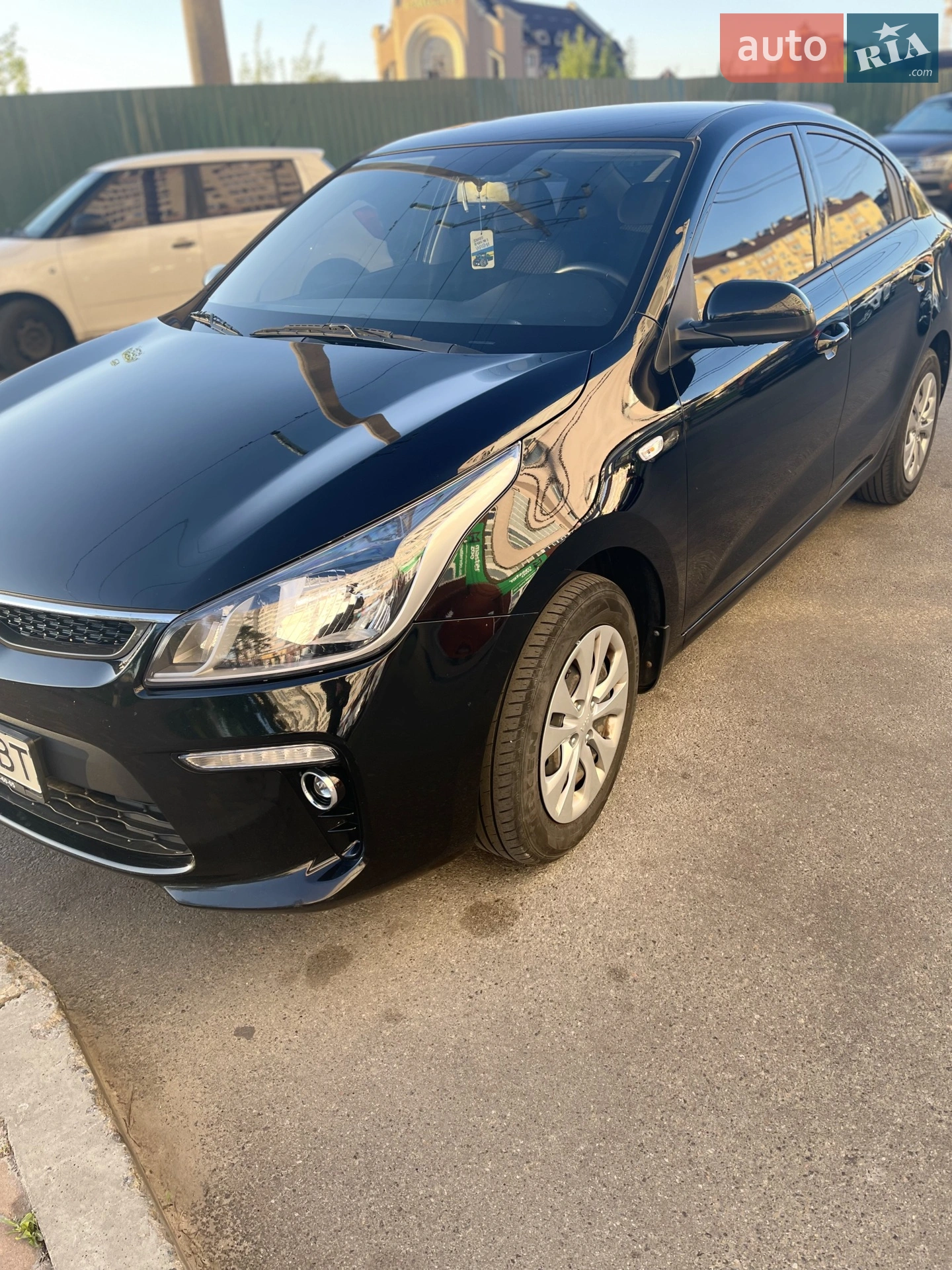2019 Kia Rio - мініатюра 2